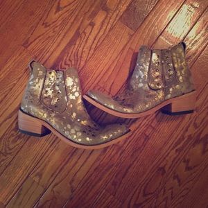 Liberty Black ankle bootie